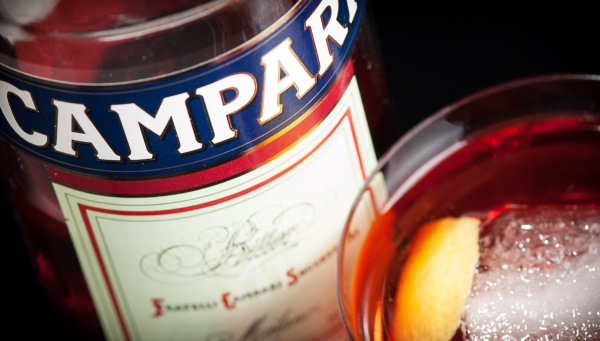 Campari - Negroni (label), photo ©2014 Douglas M. Ford. All rights reserved.